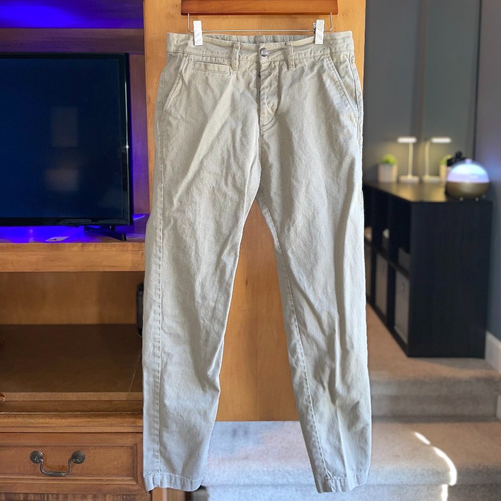 Men's H&M Slim Fit Khaki Chinos | 28 waist / 30 length